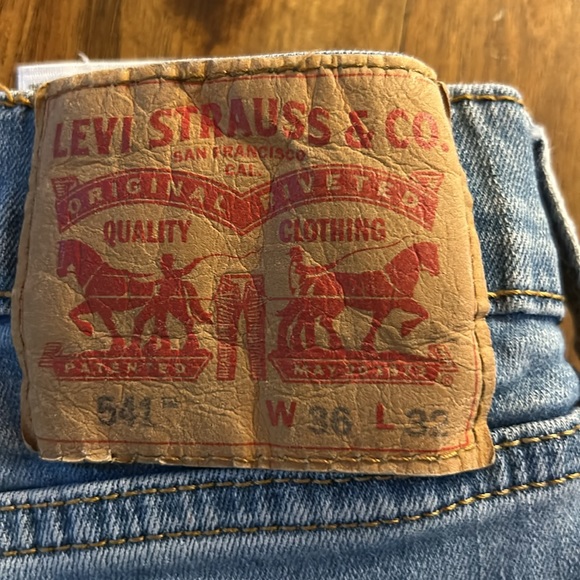 Brand new, Levi’s 541 jeans, light blue, 36x32. - Picture 3 of 3